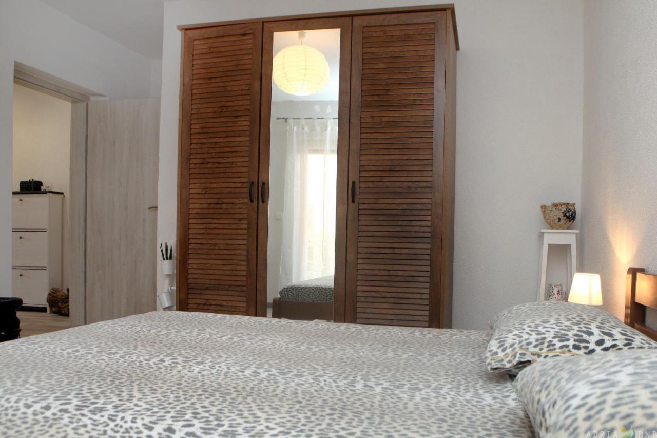 Nice Apartment Near The Sea Es3 Umag Exterior foto